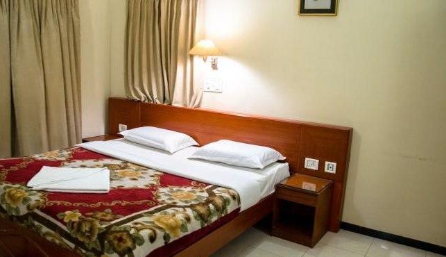 Hotel Bombay Tiffanys Mysore Ngoại thất bức ảnh